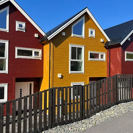 Rorbu I Havn * Bud