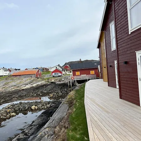 Rorbu I Havn Feriehus